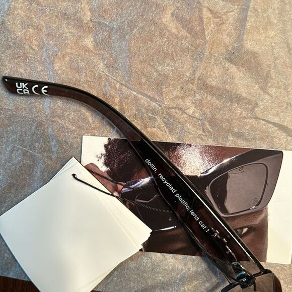 Szade Unisex Sunglasses.NWT - Picture 7 of 11